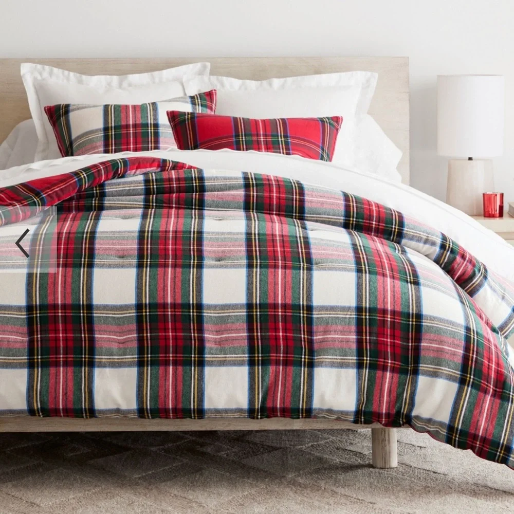Pottery Barn 5 piece Stewart Plaid King SHEET SET & 2 PILLOW SHAMS